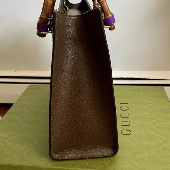 Gucci x Adidas Diana Medium Tote Bag - Picture 2 of 6